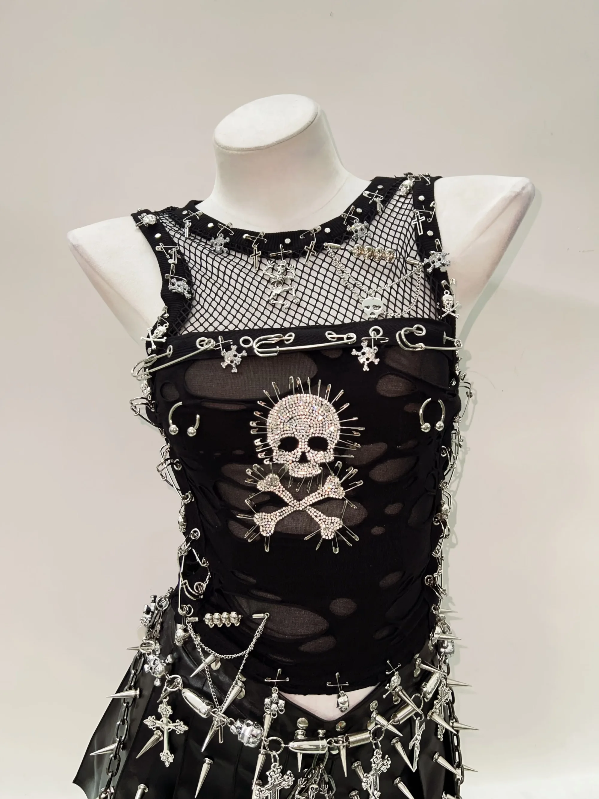 cyberdog サイバードッグ　y2k ボンテージタンクトップ　ベスト　パンク cyberdog サイバードッグ y2k ボンテージタンクトップ ベスト パンク