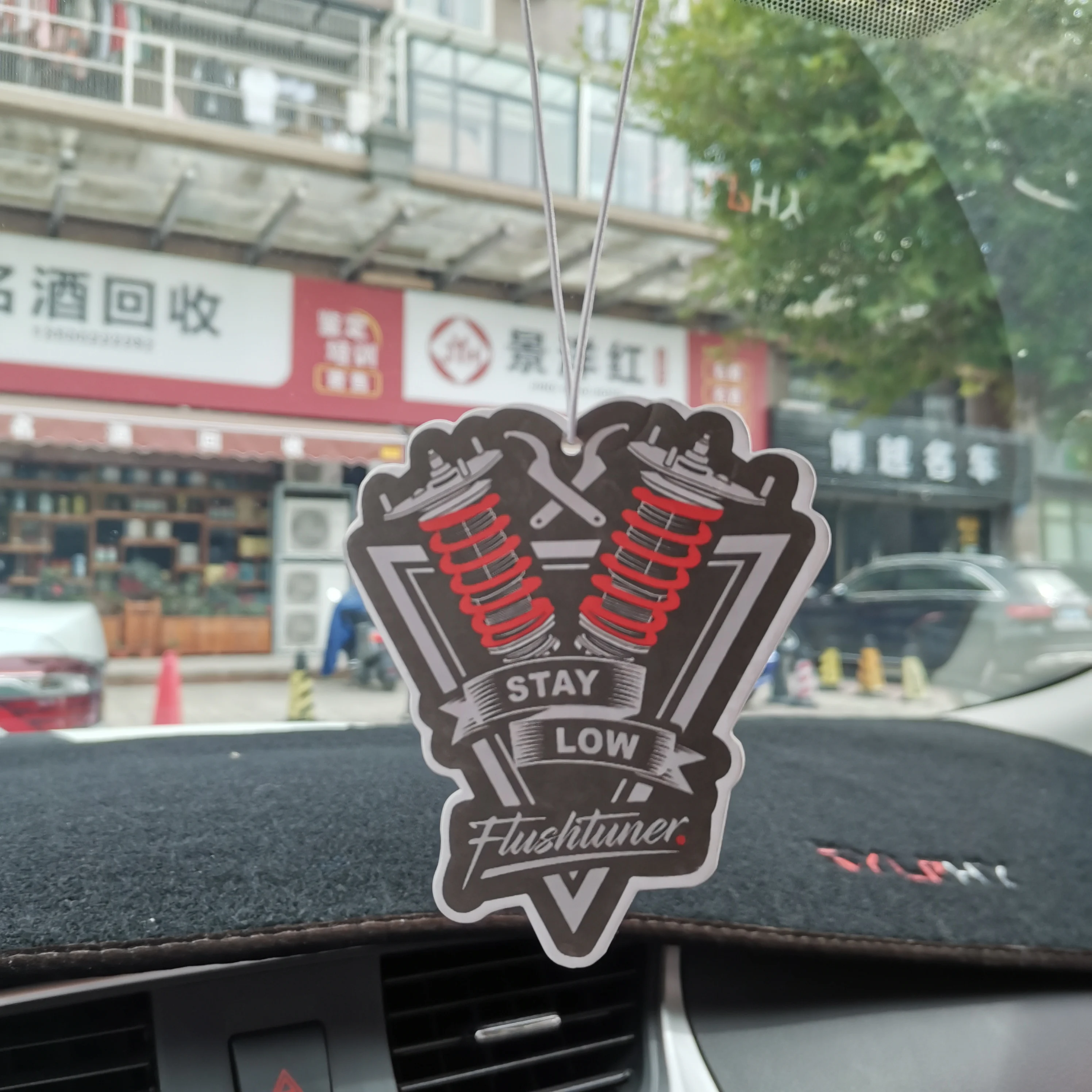 Auto Accessory Hanging Ornament with Car Air Freshener Perfume and Decorative Pendant
