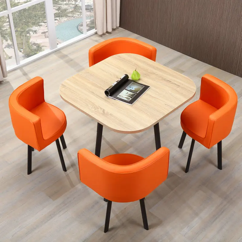 Рисунок 3 - Гостиная деревянная искусственная