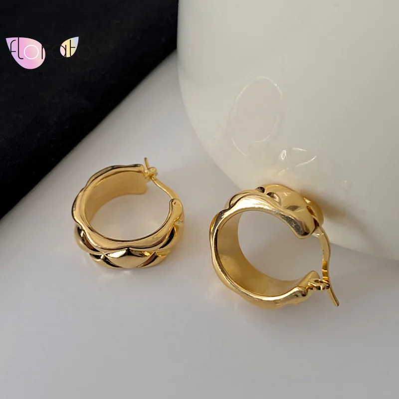 Рисунок 4 - Женские серьги-кольца из серебра 925 пробы