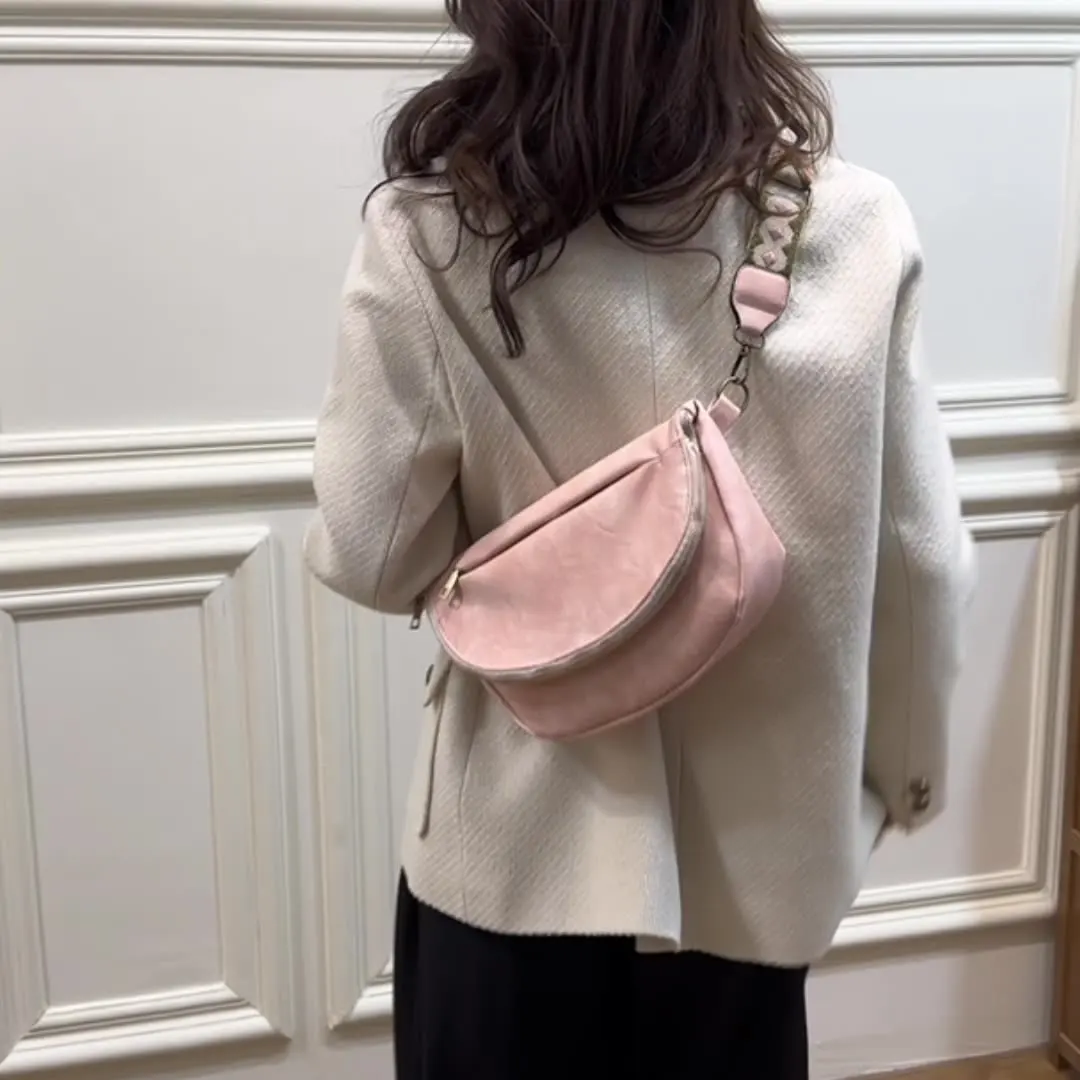 

Retro Single Shoulder Underarm Bag for Women 2023 New Fashion Women's Casual Minimalist Chest Bag For Girls