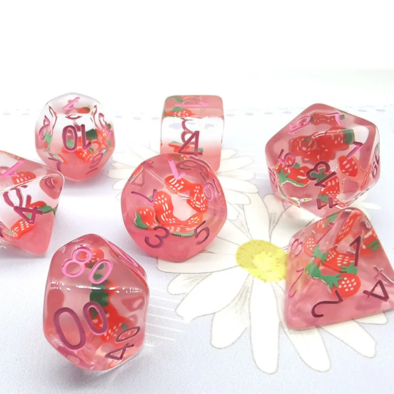 Polyhedral Dice Kit 7Pcs/Set DND Dice Transparent Resin Sweet Strawberry Cute Steppe Lion Polyhedral Dice For Role-Playing Table Card RPG Board Game