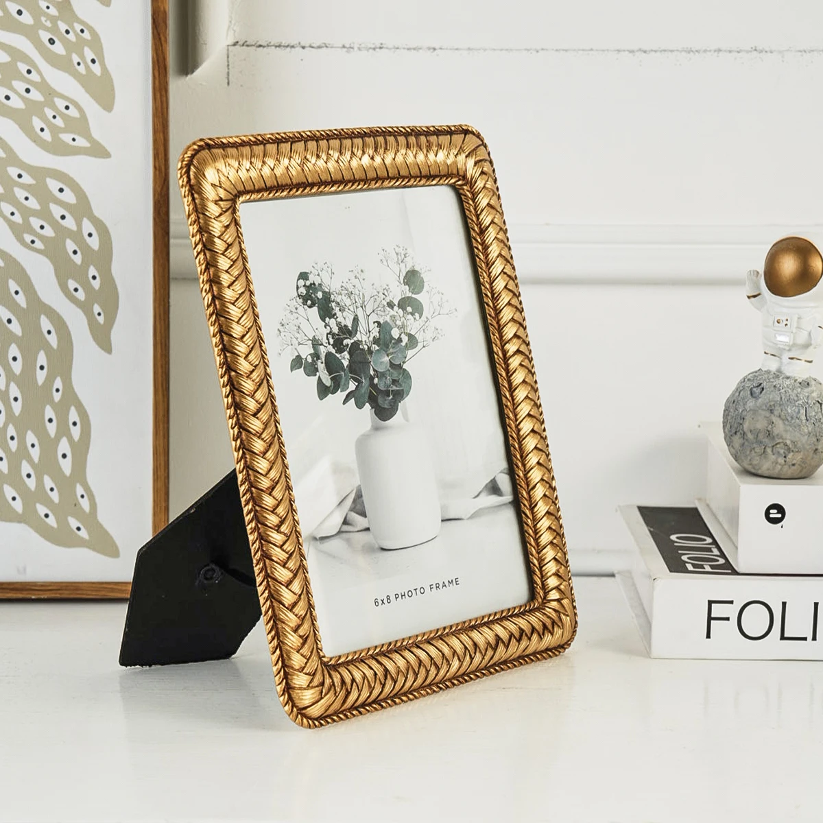 1PC, a photo frame made of resin with a golden woven pattern frame decoration, available in multiple styles