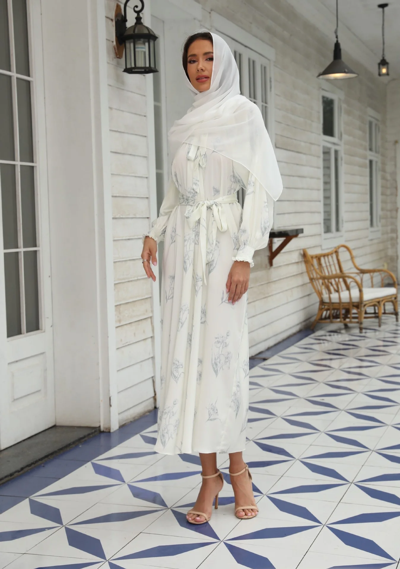 

2023 New Muslim Satin Print Half-high Neck Long-sleeved Lace Up Fashion Elegant Dubai Women's Dress (With Headband)