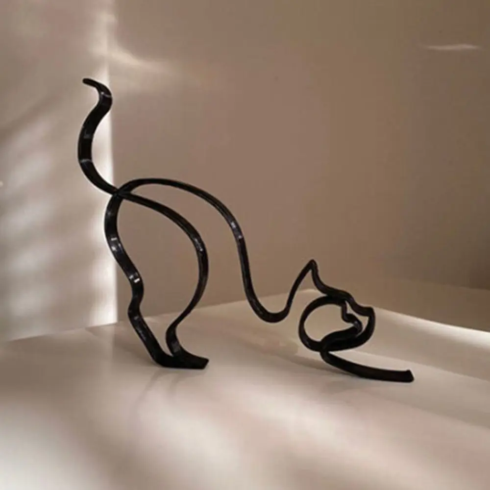 Animals Minimalist Art Iron Sculpture Retro Metal Black Lines Handmade Figurines Abstract Cat Dog Ornaments Desk Art Decorations