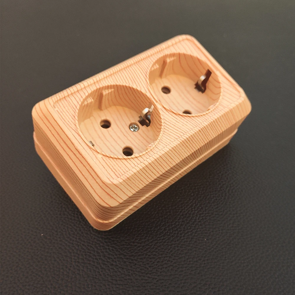 2 Socket With Ground