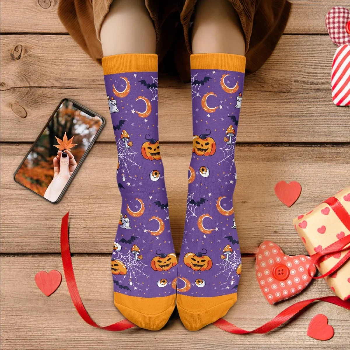 

Halloween Gift Pumpkin Head Bat Spider Web Moon Print Socking Deodorant Sweat Absorbent Breathable Lightweight Sock Custom Image