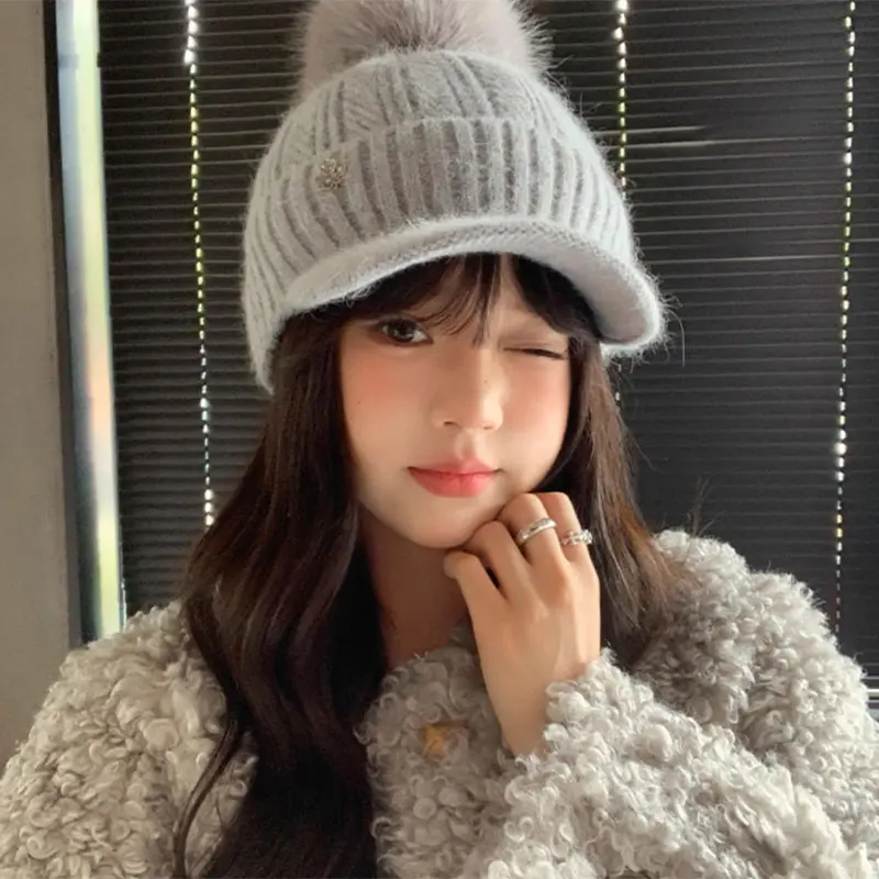 Pom-Pom-Baseballmütze im koreanischen Stil, Winter, niedlich, warm, gestrickt, Damenmütze, Outdoor, Radfahren, kältebeständig, warm, Baseballmütze, Wintermütze – Detail 4