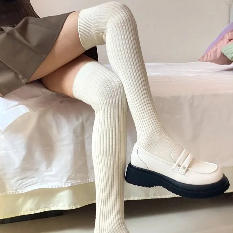 Neue Winter Einfarbig Oberschenkel Hohe Strümpfe Frauen Trendy Casual Über Das Knie Weibliche Lange Socke Thermische Warme Baumwolle Rohr Leggings – Detail 2