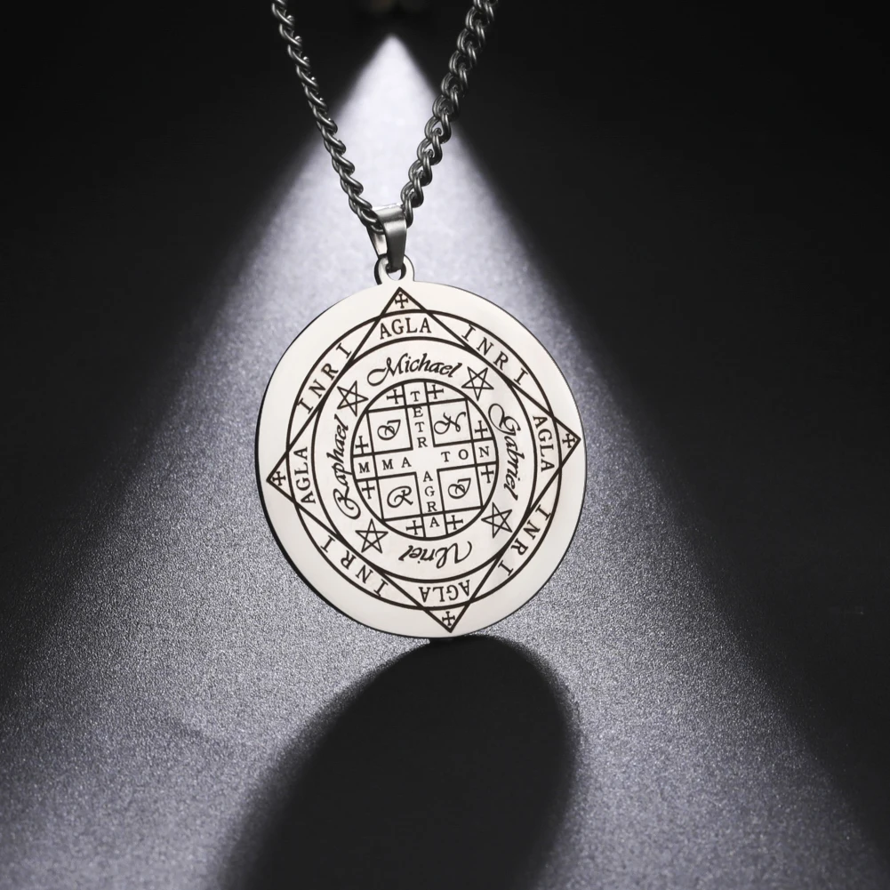 EUEAVAN Collana Farfalla Con Nodo Celtico - Ciondolo Traforato In Acciaio Inox, Gioiello Portafortuna Wicca, Amuleto Protettivo Per Donna - 3