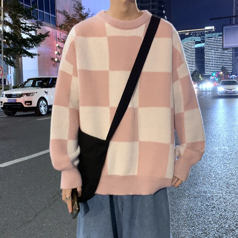 Рисунок 6 - Шахматный свитер 2023