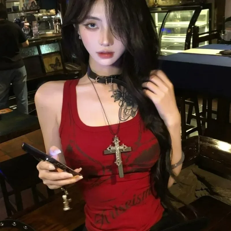 Gothic Punk Large Wood Cross Pendant Necklace Y2k 3D Relief Flower Metal Cross Double Pendant Necklace Jewelry Gifts Accessories