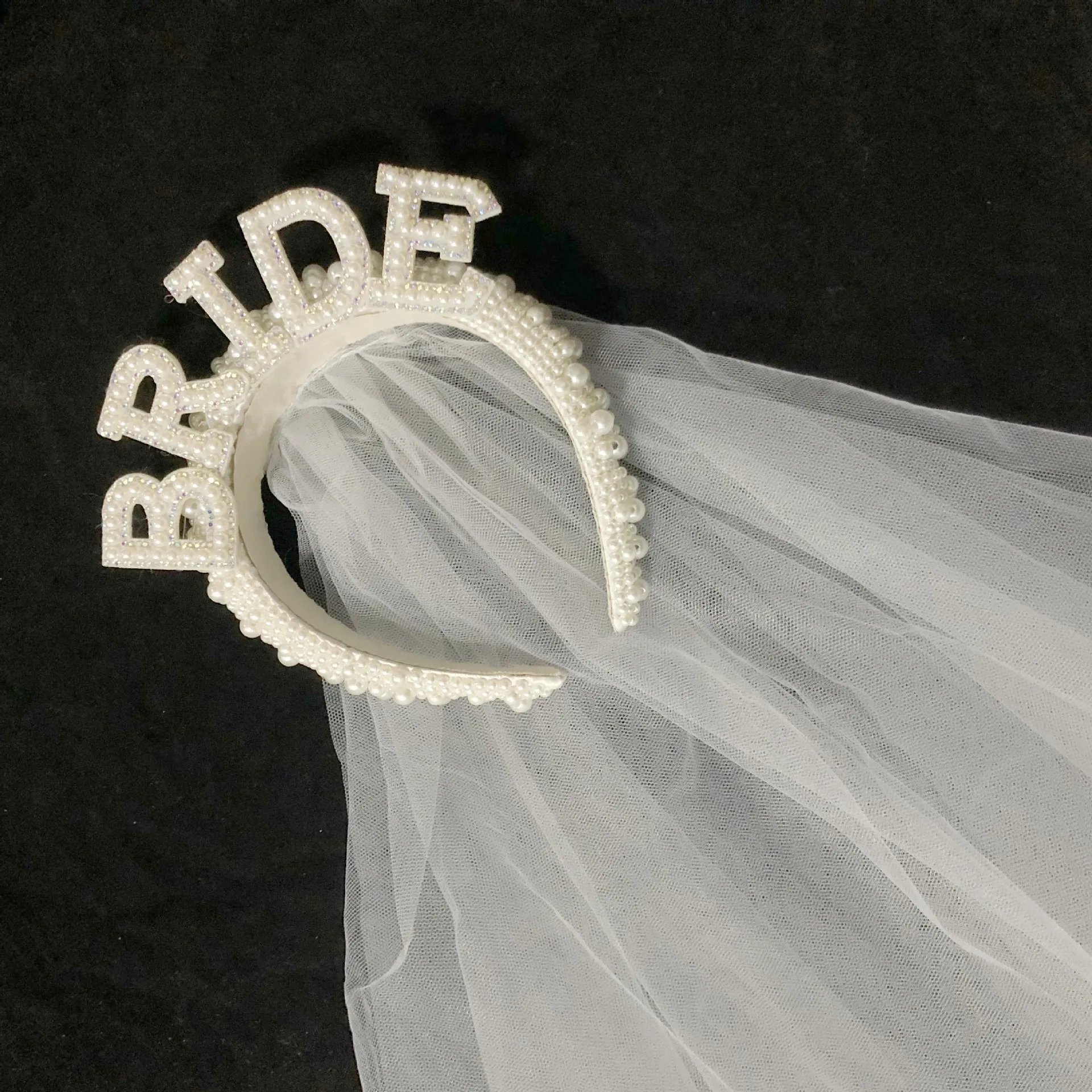 Fascia per capelli da sposa Corona di perle con foulard Sposa per essere WIFEY di lusso Accessori per capelli Matrimonio Fidanzamento Cena Decorazione Regalo - immagine 4
