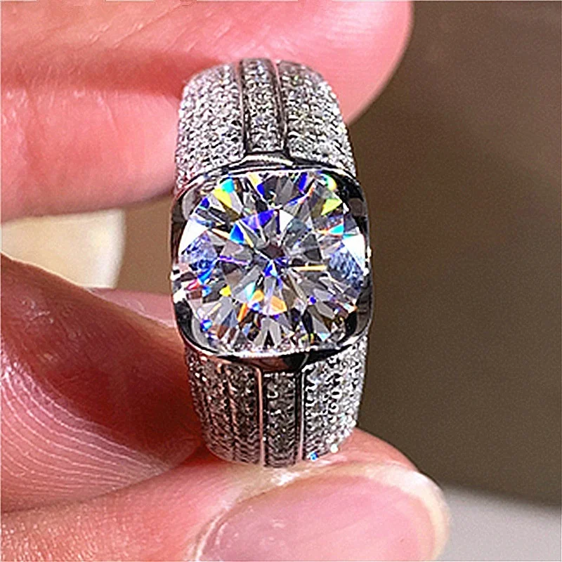 Luxurious Fashion Jewelry Wedding Rings for Women Elegant Bright Silver Color Inlaid with White Zircon Punk Engagement Ring