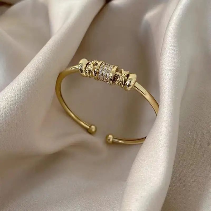 UILZ Gold Plated Cuff Bangle Copper Material Cubic Zircon Stone Rhodium Plated Size Adjustable Cuff Bracelet Girl Fashion Gifts