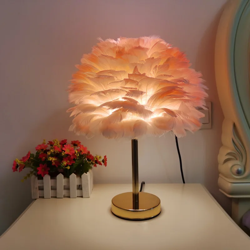 

EU/US/UK Fairy Feather Table Lamp Desk Decoration Small Night Light Living Room Party Christmas Wedding Girl Bedroom Decoration