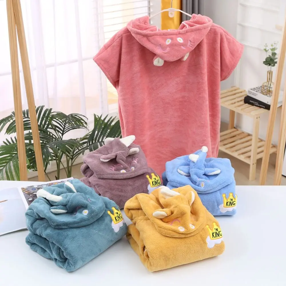 Comfortable Cartoon Baby Bath Towel Quick-Drying with Hat Hooded Bathrobe Coral Velvet Soft Cartoon Cloak Towel Children