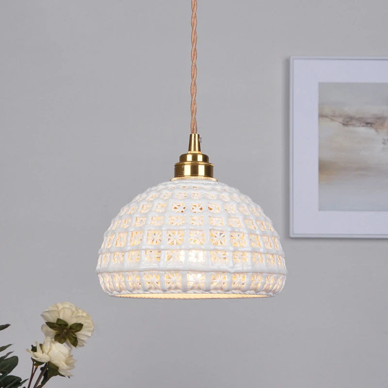 Nordic simple restaurant chandelier Japanese retro bedside corridor bay window window window bar ceramic basket chandelier