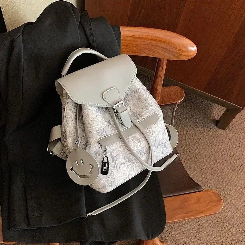 

Женский рюкзак, повседневный Модный женский рюкзак из полиуретана с вышивкой, модный элегантный рюкзак для девочек, женская сумка, рюкзак