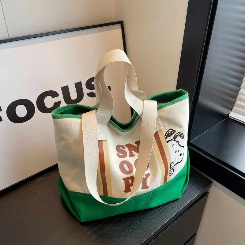 

Вместительная Холщовая Сумка на плечо для женщин, новинка 2023, школьная сумка с мультяшным принтом, простая повседневная тканевая сумка-тоут в стиле пэчворк