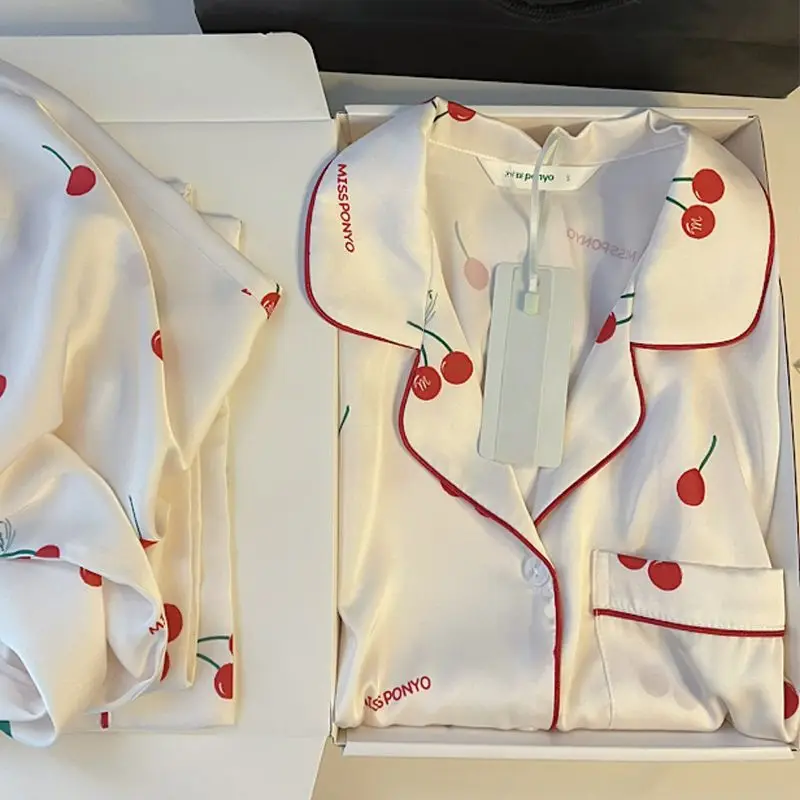 Рисунок 4 - Пижама женская демисезонная из вискозы