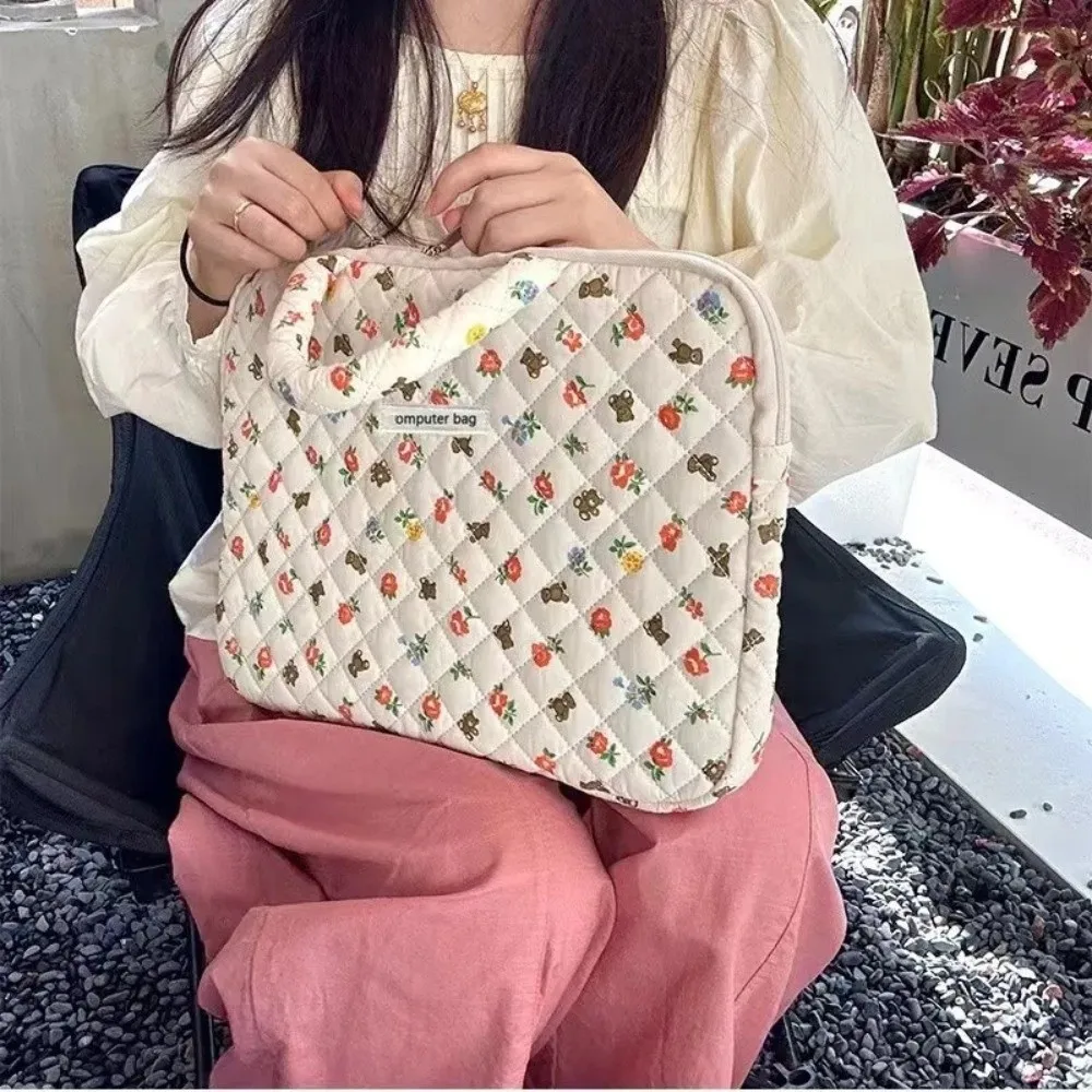 Elegante Borsa per Laptop di Grande Capacità, Portatile e Resistente all'Acqua, con Motivo Orso, Carina Borsa per Computer per Viaggi d'Affari