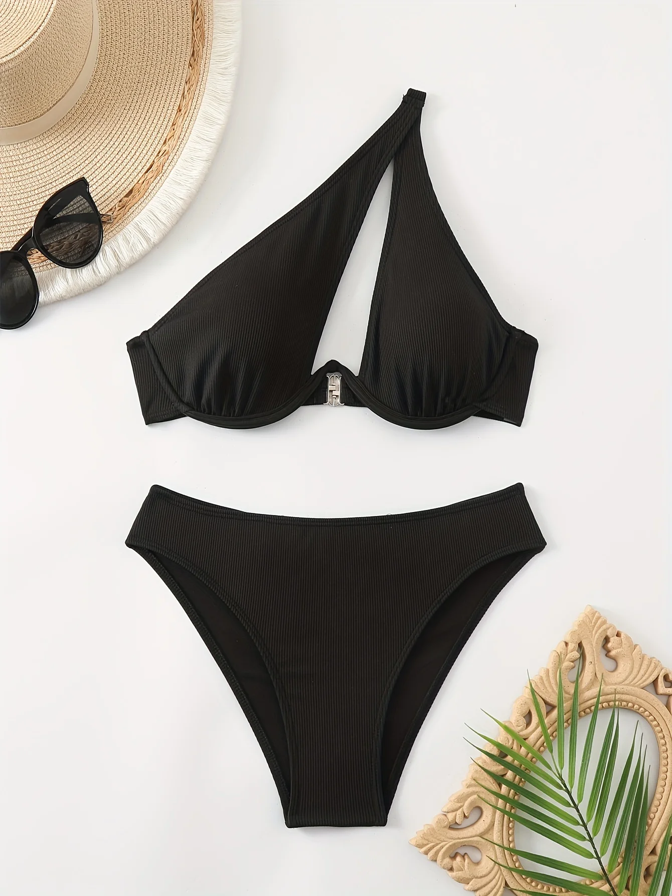 Ribbed Cutout Bikini: Perfect for Summer Coastal Escapes & Poolside Relaxation