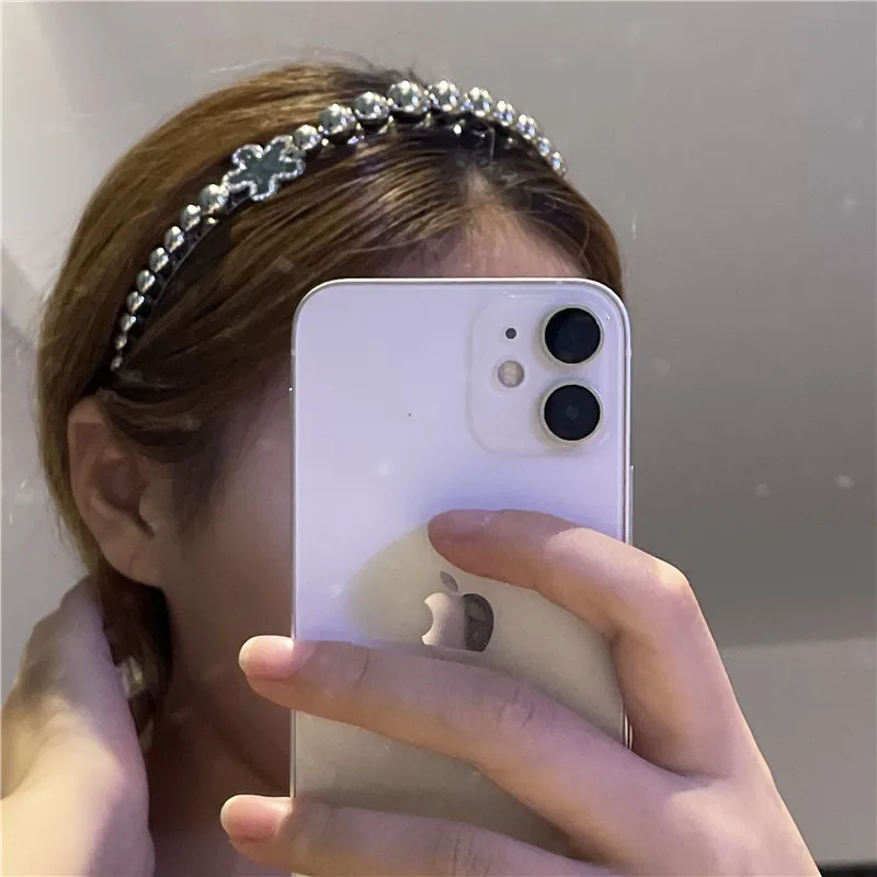 

Beaded hair band 5 flower diamond French elegant hair band Banquet hair clip head band pressure hair tiara Free shipping