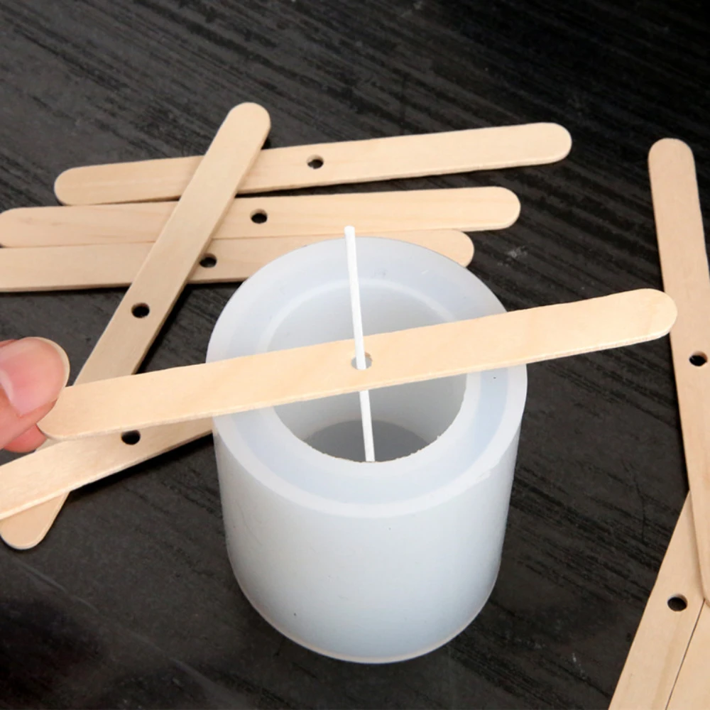 Dpofirs Portacandele in Legno da 50 Pezzi, Dispositivi di Centraggio Stoppino Barre Stoppino per Candele per Fare Candele, Supporto per Nucleo in Cera di Betulla (180 * 10mm7 Fori