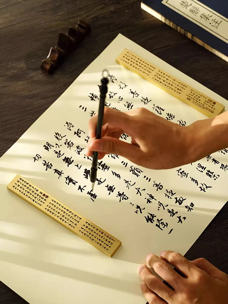 

1 пара креативная резьба в форме сердца, латунная пресс-папье, вес бумаги для китайской каллиграфии, рисование планшетов