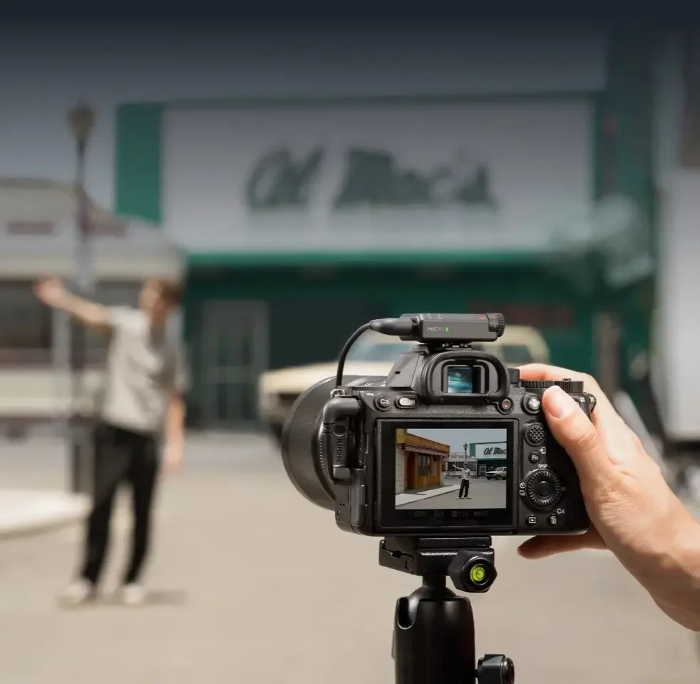 NEW DJI MIC mini High-Quality Audio With Stable Transmission 48-Hour Operation w/Case Two-Level Active Noise Cancelling Original