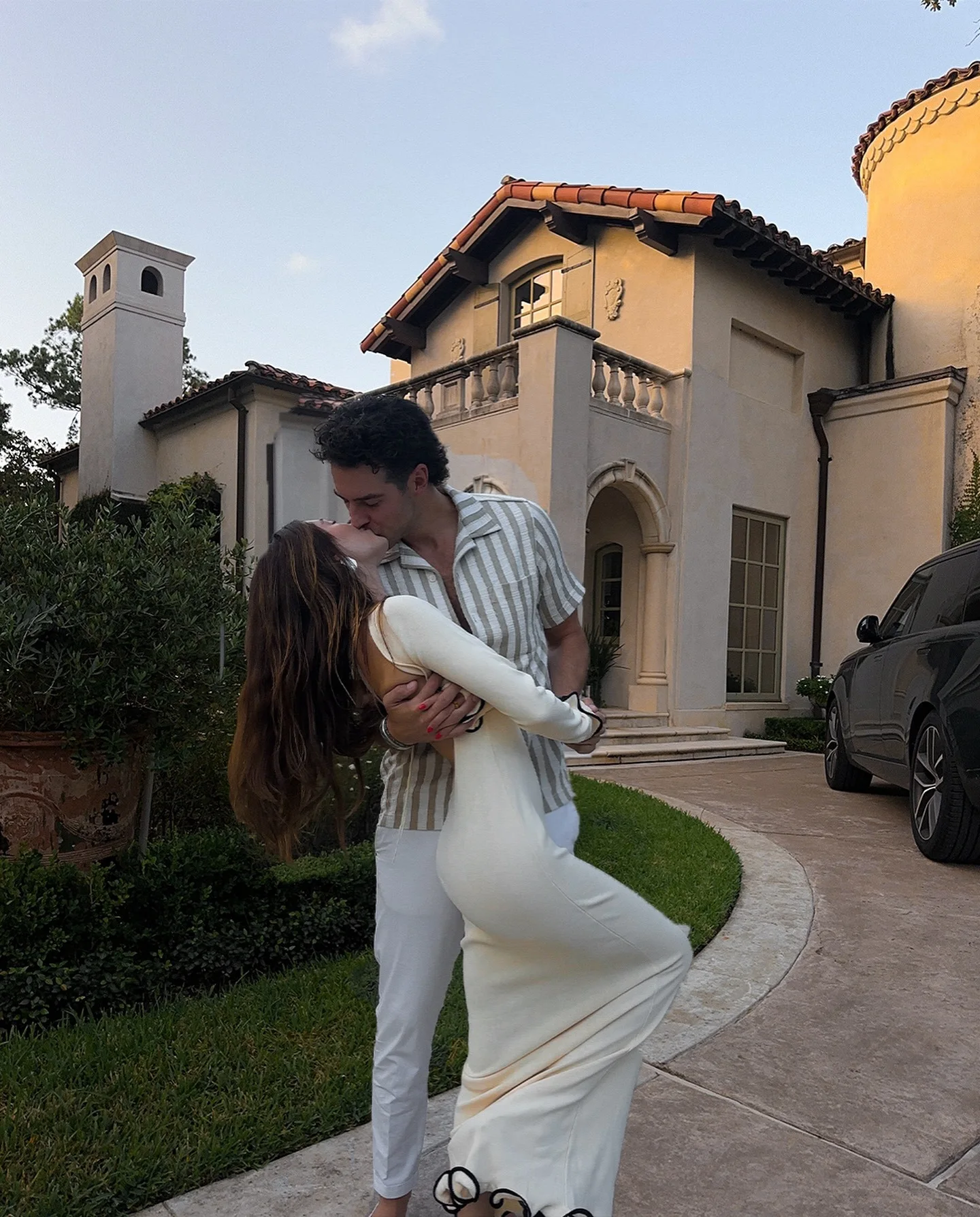 Knit Sweater Ruffled Long Dress Women Backless Fashion Ribbed Long Sleeve Elegant Party Dress Female Knitwear Autumn Dress