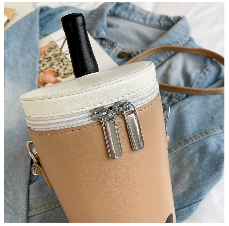 Milk Tea Cup Personalized Women's Single Shoulder Crossbody Trendy New 2024 Explosive Korean Fresh Water Bucket Bag_voghion.com