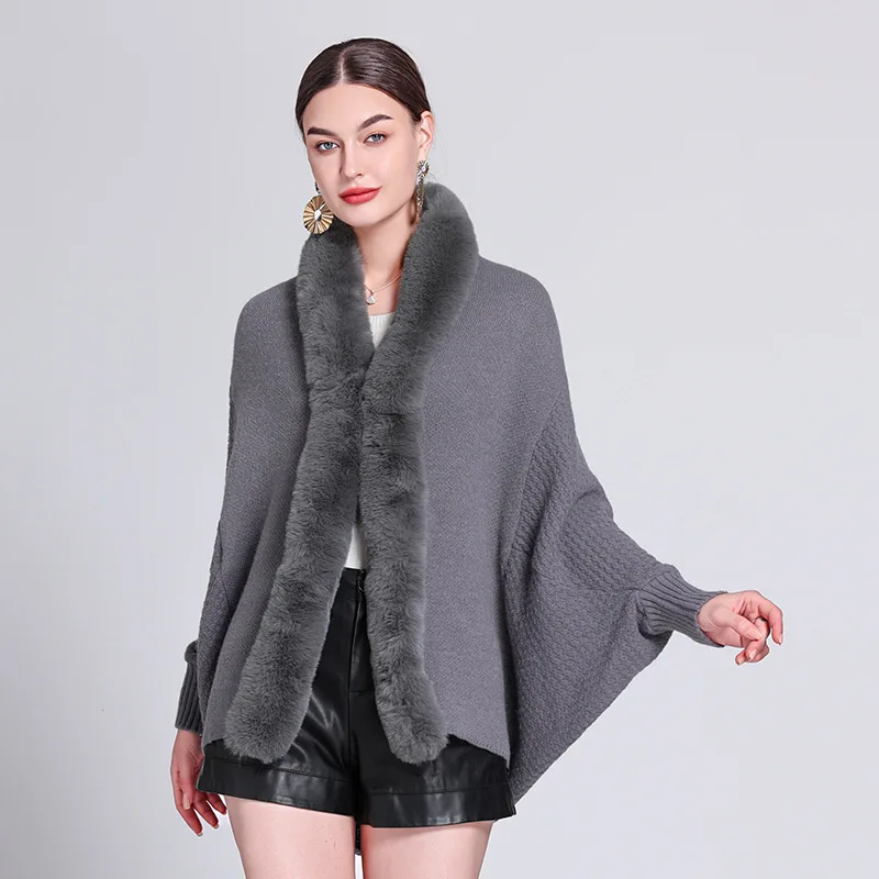 

4 Colors Winter Women Poncho Cape Autumn Warm Pattern Batwing Sleeves Cloak Faux Fur Collar Streetwear Knitted Overcoat