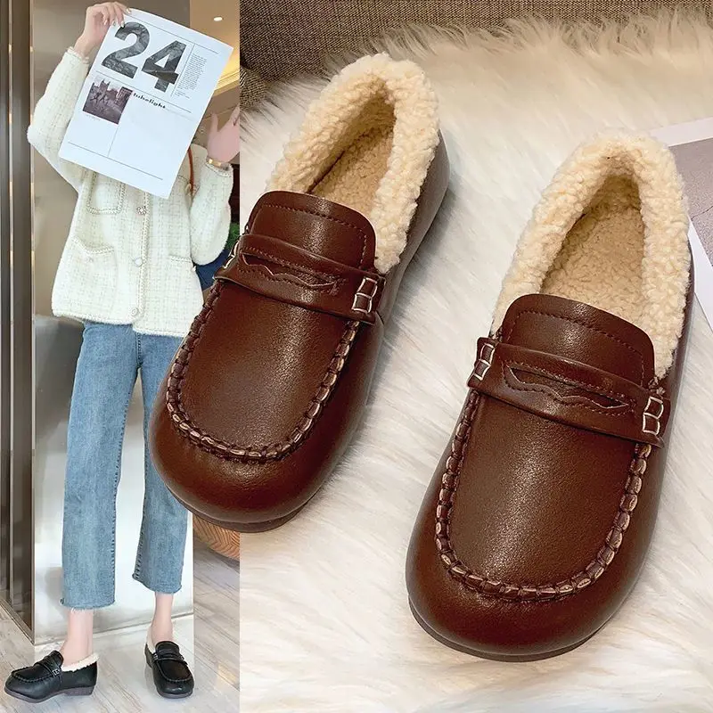 

Autumn and Winter Soft Leather Mother Shoes New Middle-aged and Elderly Women Plus Velvet Non-slip Light Flat Shoes