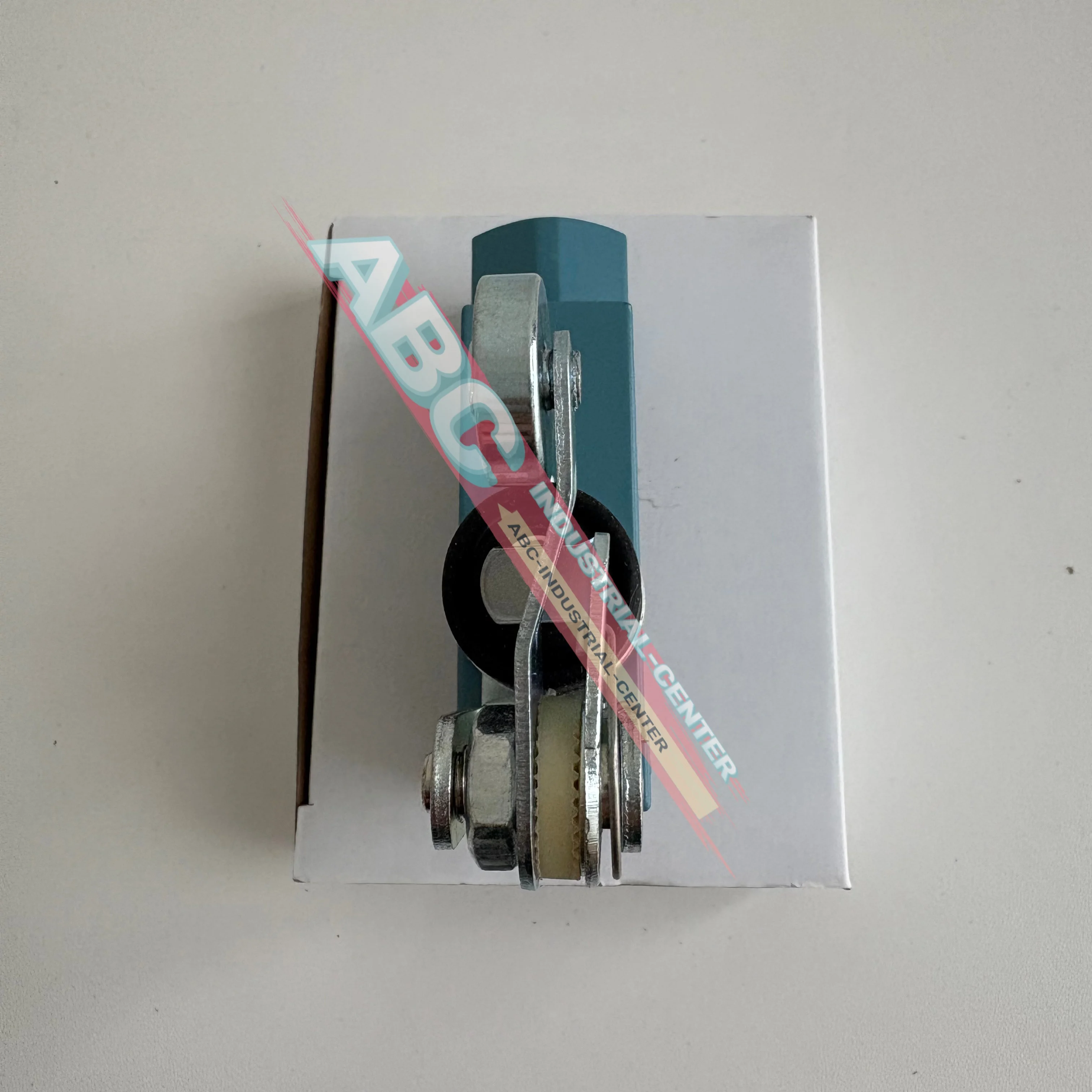 BZE6-2RQ2 리미트 스위치 새 제품(박스 포함)