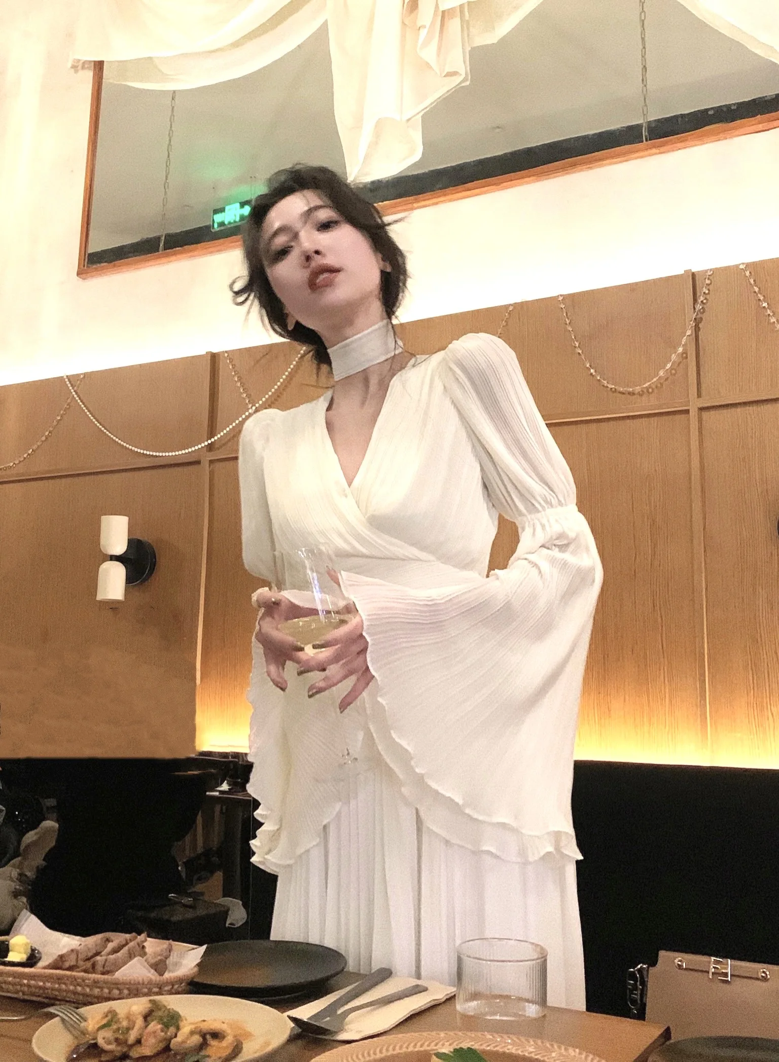 Autumn Solid Pleated Long Dresses for Women Halter V-neck Flare Sleeve Wedding Party Dress Korean Fashion One Piece Vestidos New