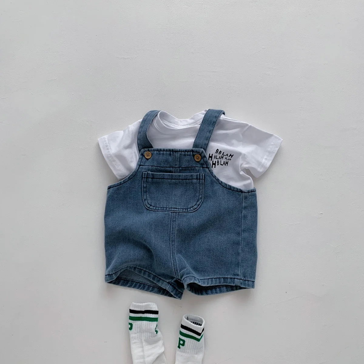 

2024 Summer Baby Clothing Set Girls Clothes Infant Tee and Denim Overall Suit Toddler Boys Outfit