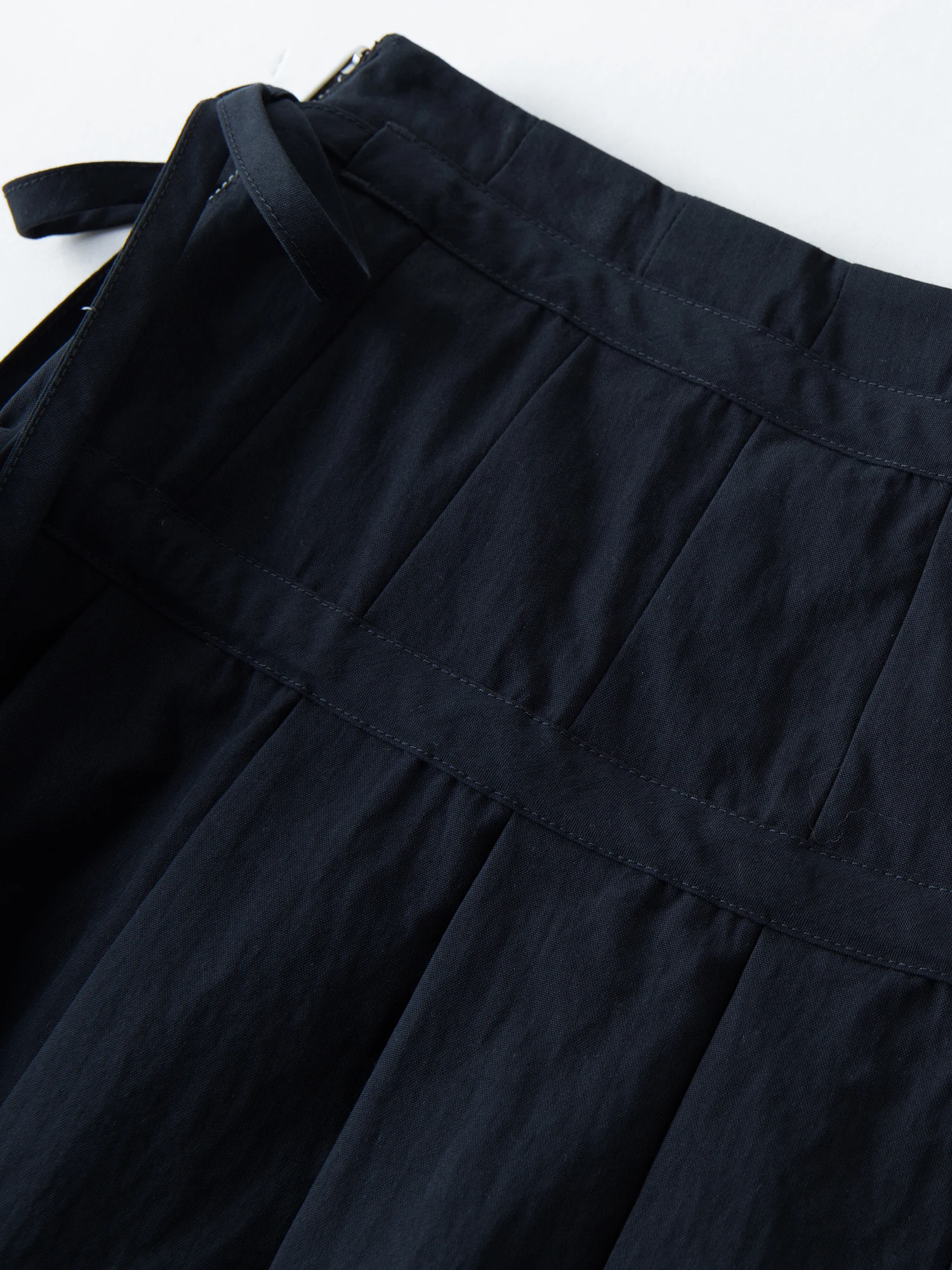 DUSHU 2025 Spring New High Waist 3D Pleated Skirt with Side Tie Layered Ruffle Midi Skirt Fashion Casual Bodycon Pencil Skirt