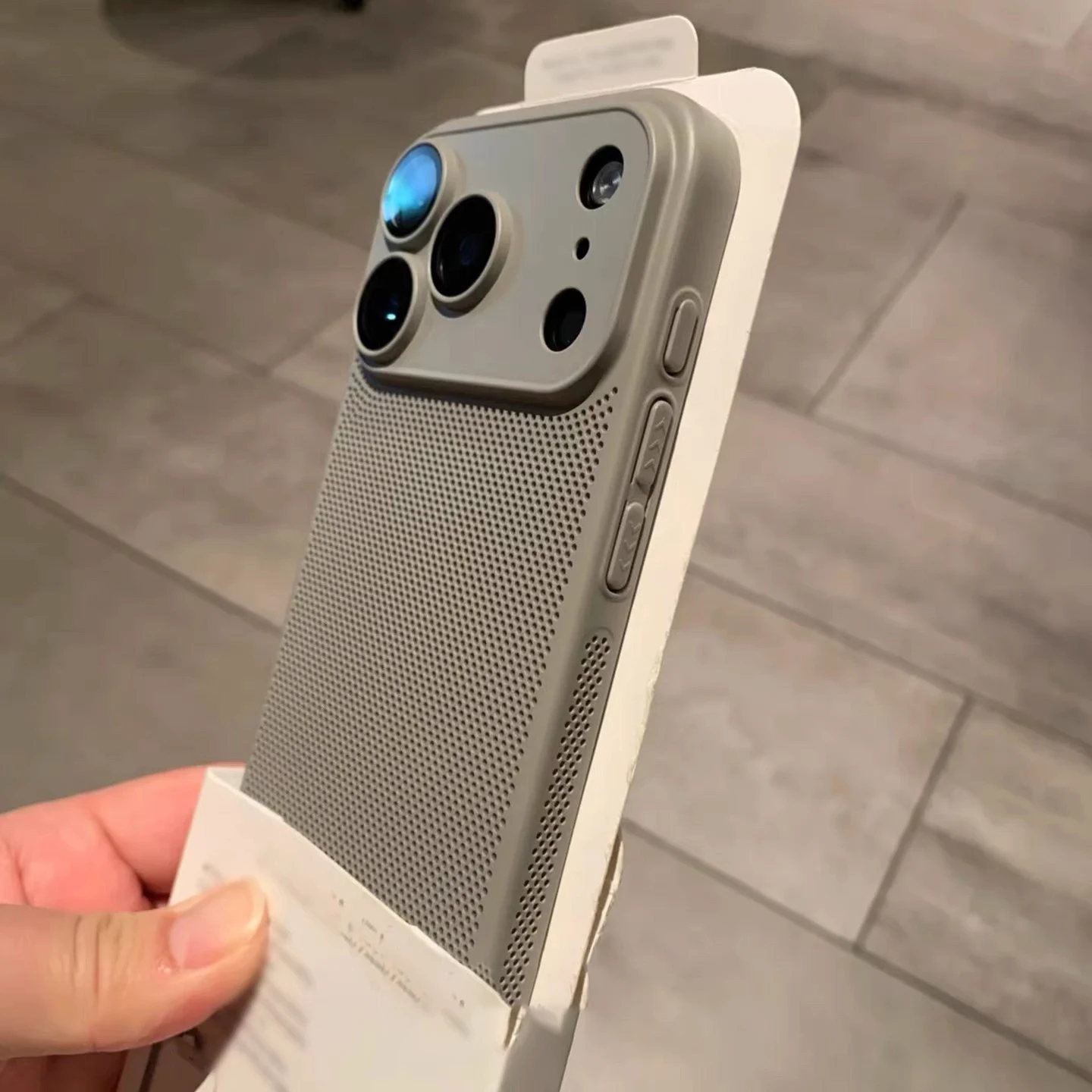 Enhanced Cooling Mesh Phone Case with Heat Dissipation, Breathable Hard Back Cover