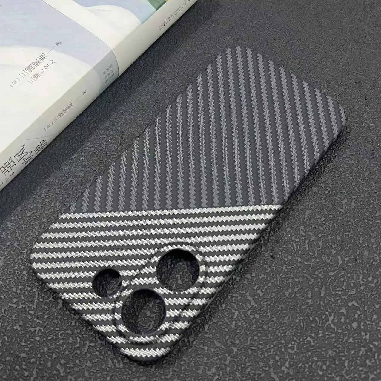 Enhanced Carbon Fiber Stripe Acrylic PC Hard Case - Shockproof, Skin-Friendly Feel