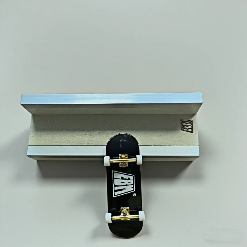 Mini Fingerboard Ramp Set Portable Quarter Pipe & Rail for Tech Deck Practice Desktop Skate Park Obstacles for Fingerboarding