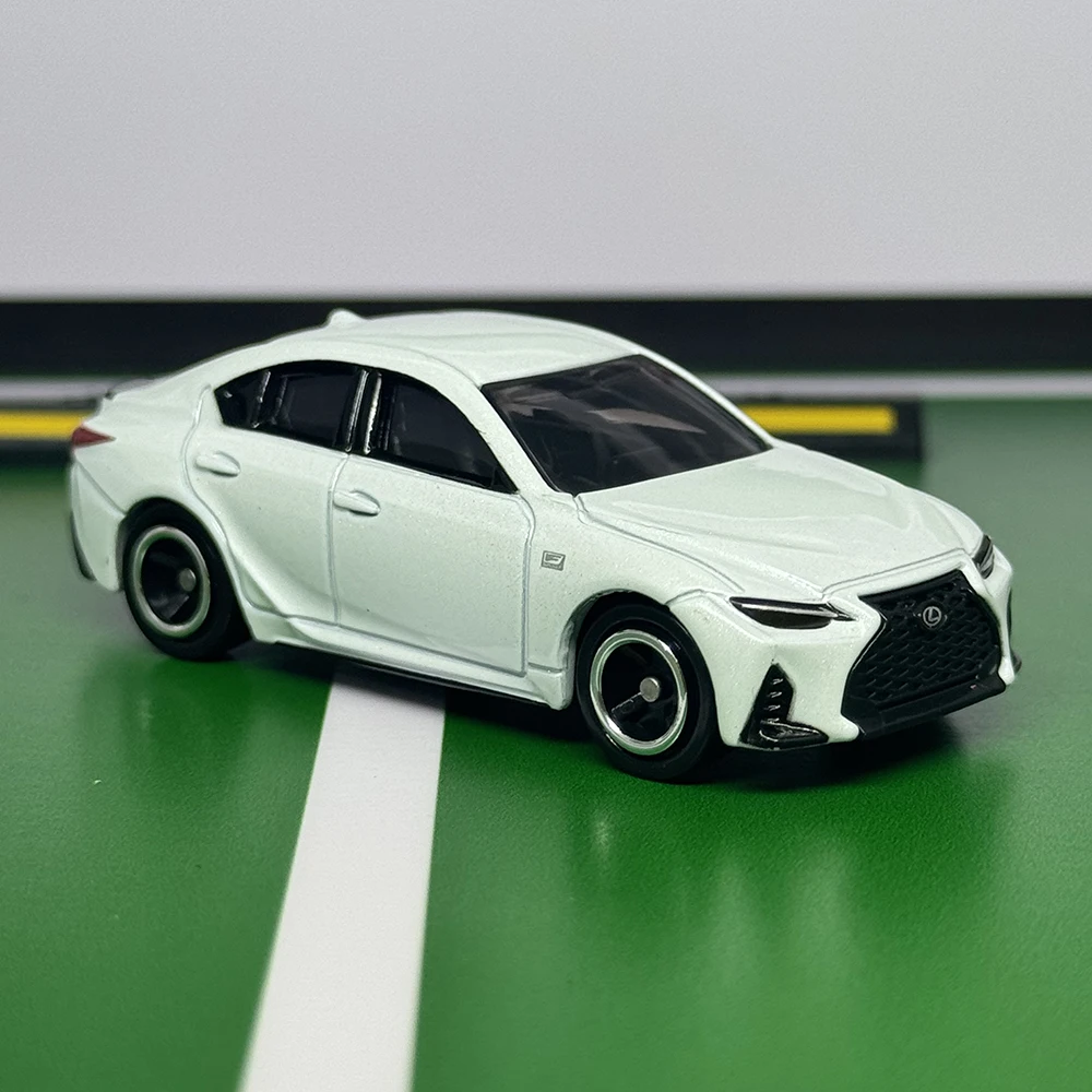 Takara Tomy Tomica No.100 Lexus IS 350 F Sport Car Alloy Motor Vehicle Diecast Metal Model Kids Xmas Gift Toys for Boys 5