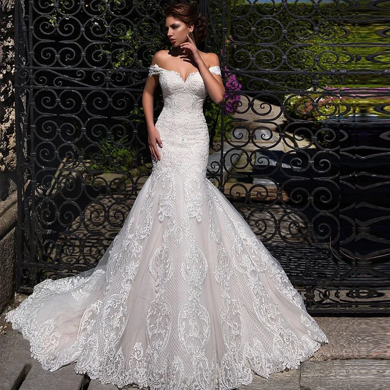 

New Style One Shoulder Bride Slim Fit and Slim Tail Wedding Dress Simple Tail