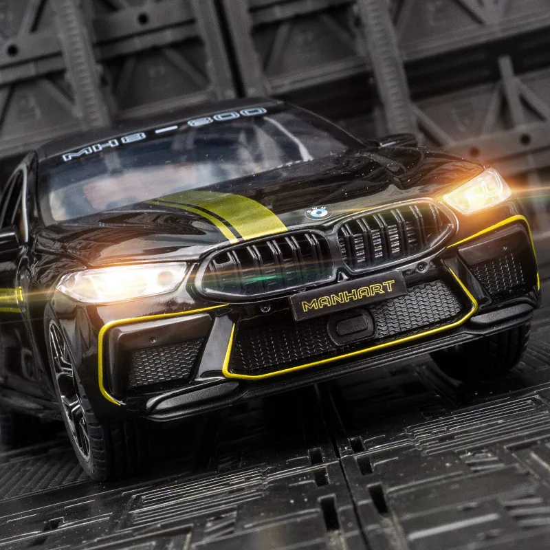 1:24 BMW M8 트랙 버전 합금 금속 다이캐스트 자동차 모델, 사운드 및 라이트, 어린이 장난감 선물 상자, 남아용 선물 장식