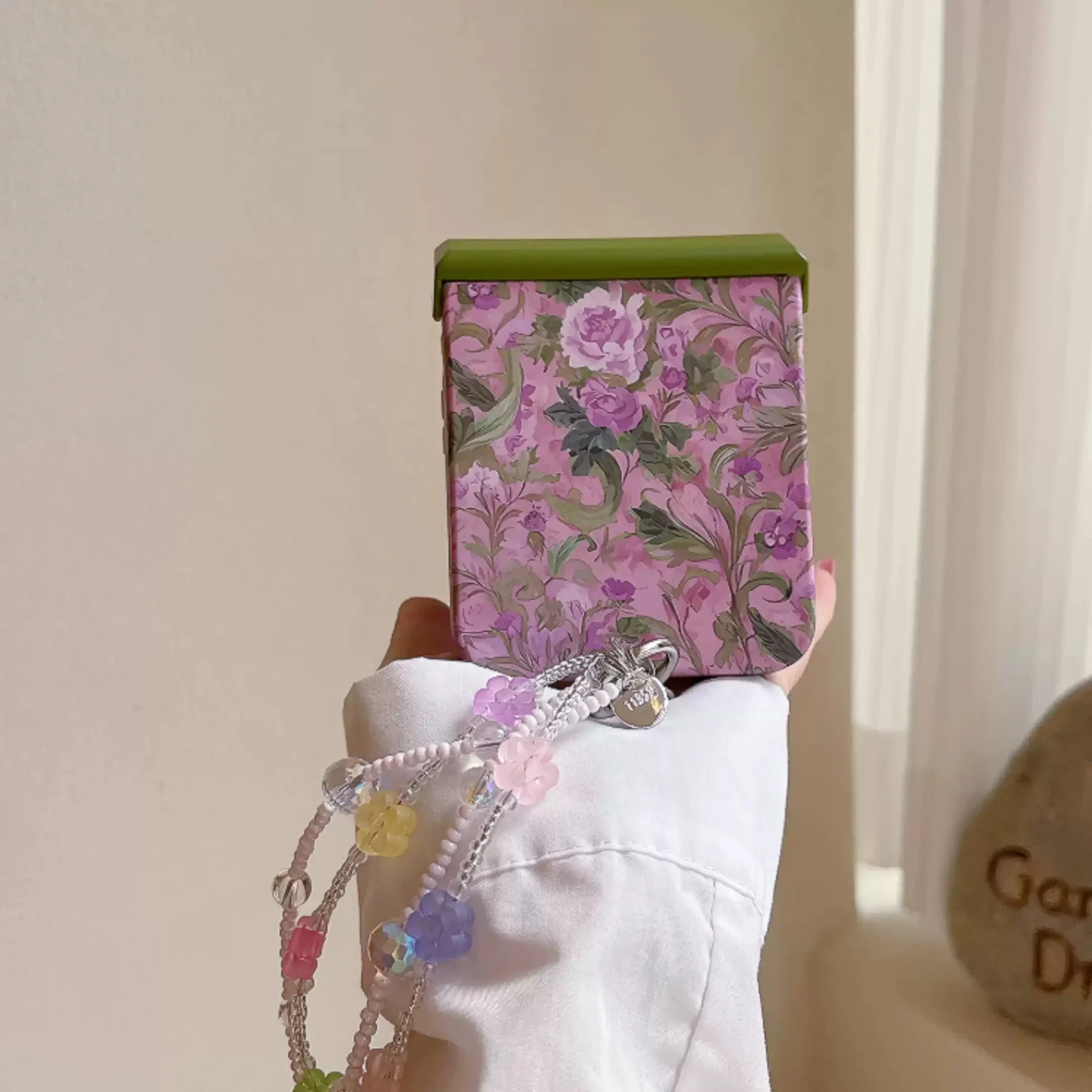 Fresh Full Screen Purple Flowers Case with Chain