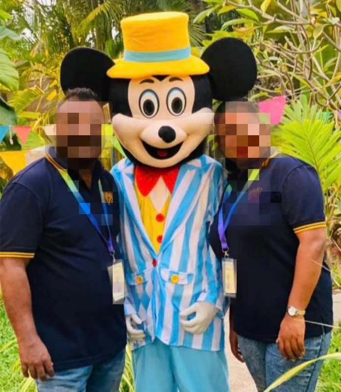 Mascotte Mickey Mouse Costume Fantaisie Événement Fête