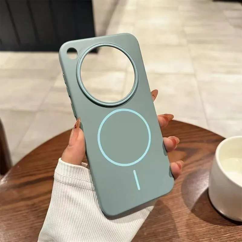 Matte Hard PC Cover with Ultra Magnetic Magsafe Wireless Charging and Shockproof Bumper