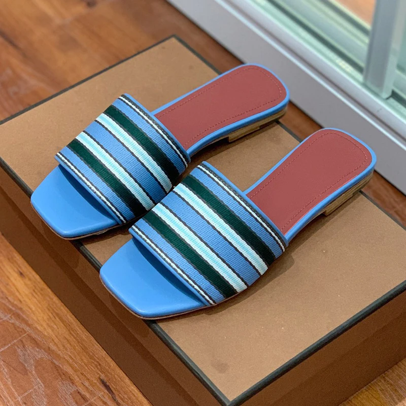 

Summer Female Flat Slippers 2024 New Full Of Design Sense Square Toe Ladies Sandals Fashion Real Leather Material Home Shoes