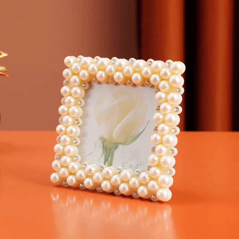 1PC, simple square pearl-shaped decorative photo frame, with a random photo frame for both horizontal and vertical use